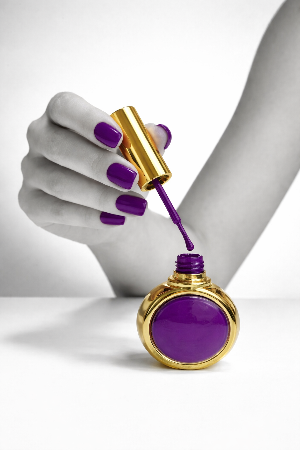 Beautiful Purple Nail polish Gel