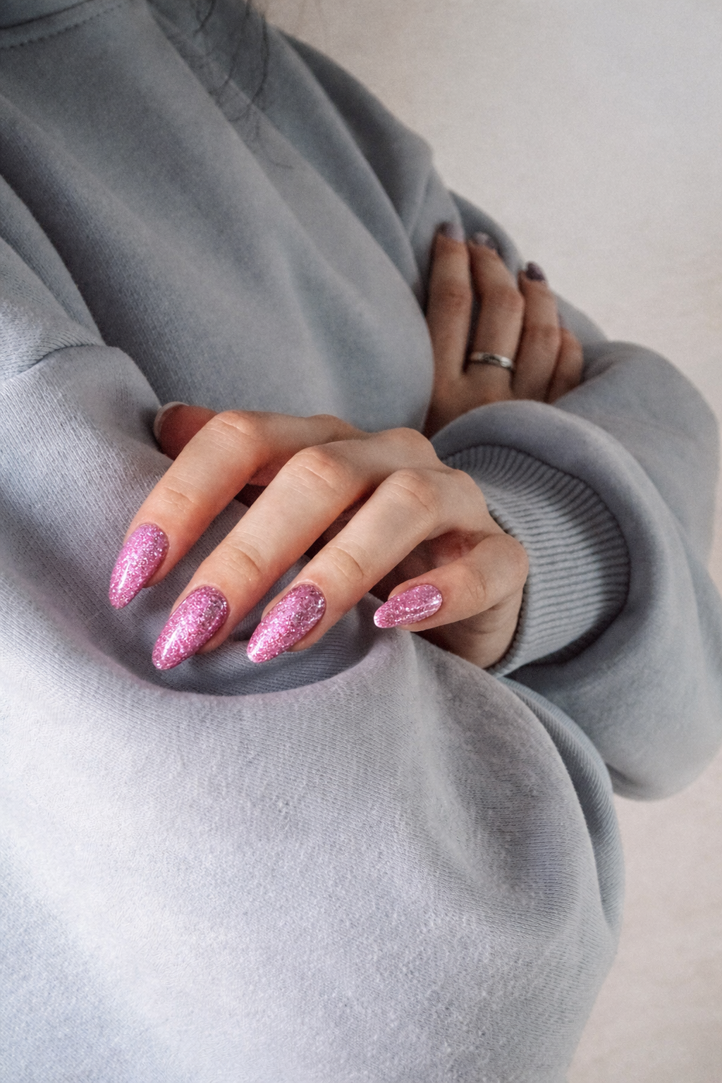 Glitter Pink Nail Polish Gel